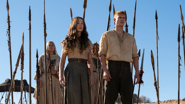 Rosamund Pike (Moiraine Damodred), Josha Stradowski (Rand al’Thor) in The Wheel of Time season 3. Image: Prime Video.