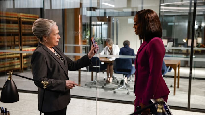 “Piece of My Heart” – Pictured (L-R): Kathy Bates as “Madeline Matlock” and Skye P. Marshall as “Olympia Lawrence”. Photo: Sonja Flemming/CBS ©2025 CBS Broadcasting, Inc. All Rights Reserved.