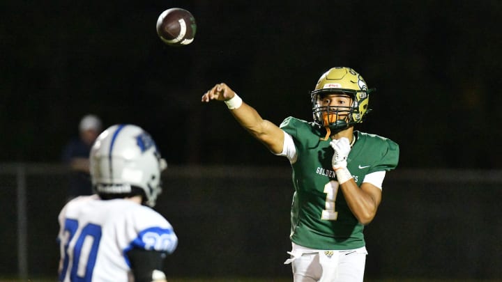 Two Syracuse football quarterback targets, one 4 stars and the other 3 stars, will make their college decisions this week.