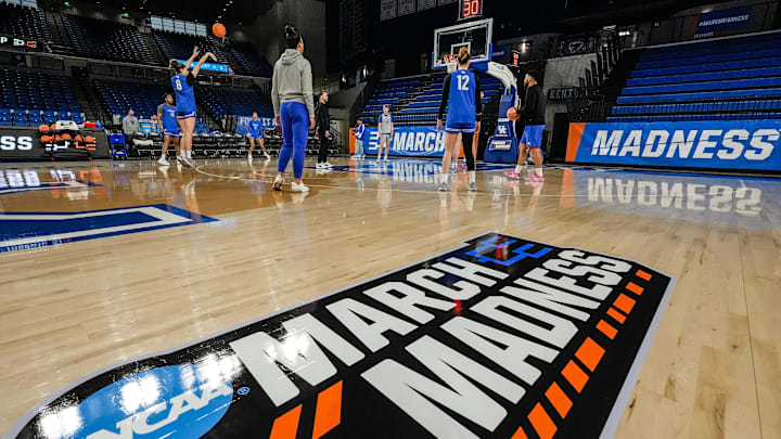 Kentucky players shoot during practice ahead of the Wildcats’ NCAA first-round game against Liberty. Thursday, March 20, 2025
