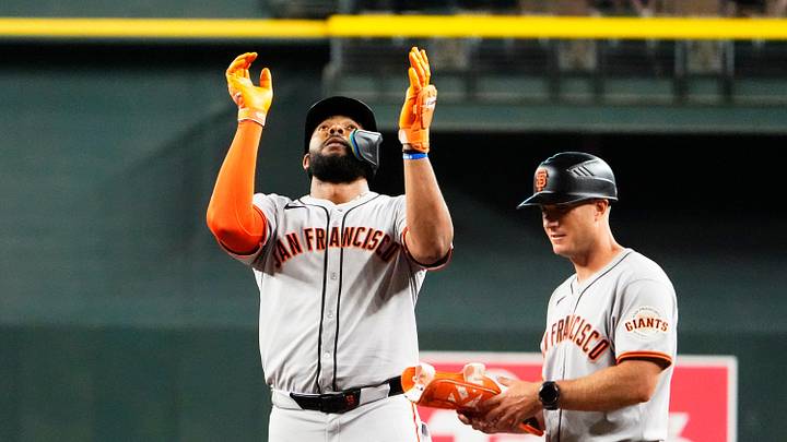 San Francisco Giants Jerar Encarnacion (59) reacts after hitting an RBI-signal against the Arizona Diamondbacks in the 11th inning at Chase Field on Sept. 17, 2025.
