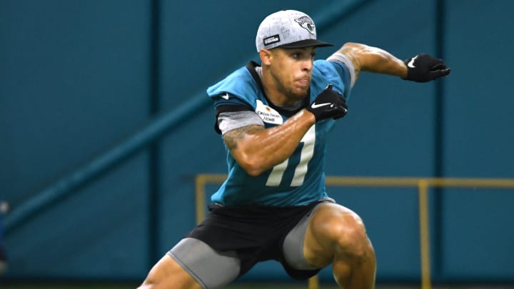 Jacksonville Jaguars wide receiver Parker Washington (11) makes a turn during drills at EverBank Stadium's Miller Electric Center in Jacksonville, Fla. June 10, 2024.