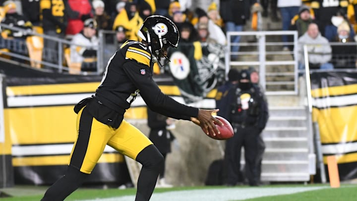 Jan 3, 2022; Pittsburgh, Pennsylvania, USA;  Pittsburgh Steelers punter Corliss Waitman (10) kicks the ball against the Cleveland Browns during the third quarter at Heinz Field. Mandatory Credit: Philip G. Pavely-Imagn Images