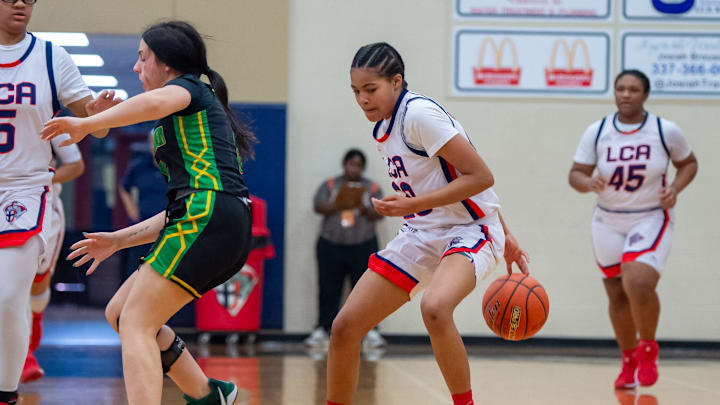 Paityn Dean of Lafayette Christian handles the ball