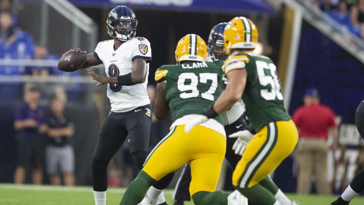 Baltimore Ravens quarterback Lamar Jackson (8) throws against the Green Bay Packers in 2019.