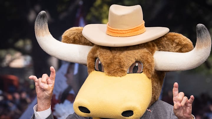 Lee Corso wears the head of Texas Longhorns' mascot Hook 'Em after picking Texas to win during ESPN's College GameDay ahead of the Longhorns' game against the Georgia Bulldogs in Austin, Oct. 19, 2024.