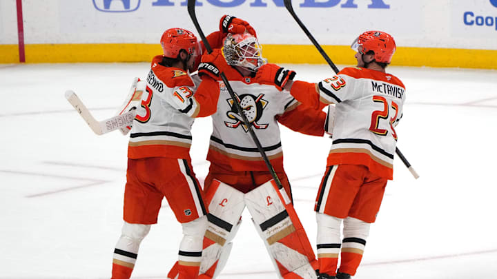 The Ducks look to stay hot against the Red Wings.