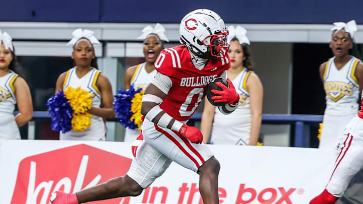 Running back Kelwin Edwards scores on a run during the first half of the Texas 4A Division 2 title game at AT&T Stadium.
