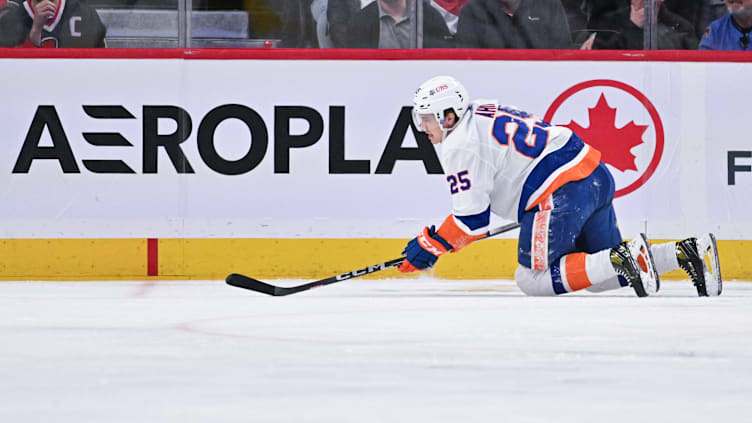 New York Islanders v Ottawa Senators