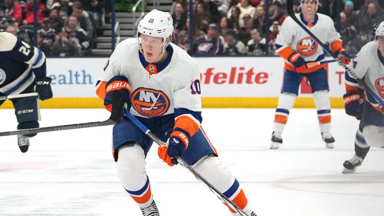 New York Islanders should explore Simon Holmstrom in the top six when a reasonable opportunity emerges.