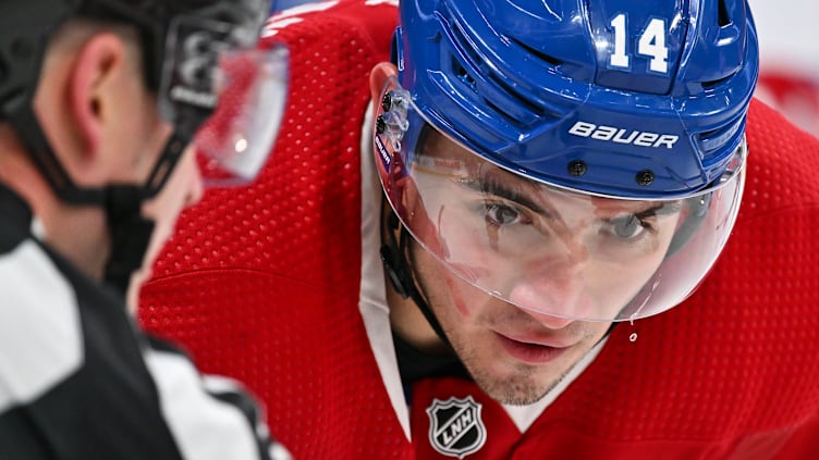 Artistic Un Seul Joueur Menace Nick Suzuki Dans La Course Au Selke Photo Concept