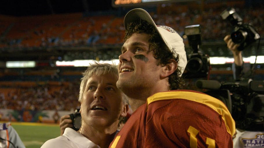 Pete Carroll and Matt Leinart celebrate a blowout win over Oklahoma in the BCS national championship.
