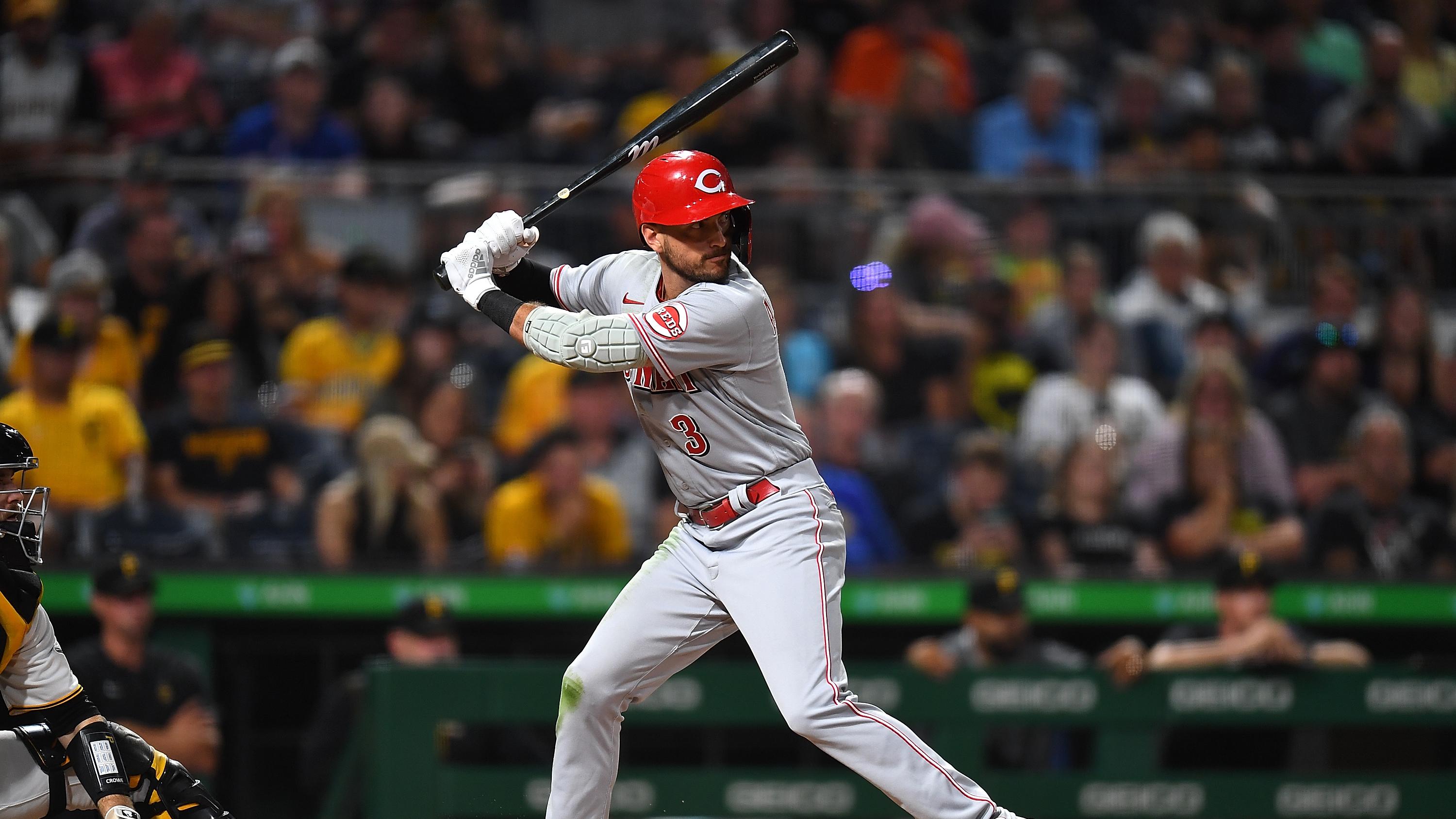 Marlins Sign Veteran Almora Jr. for Spring Training Boost