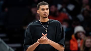 San Antonio Spurs v Charlotte Hornets