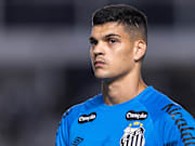 Gabriel Brazão faz um belo Brasileirão pelo Santos