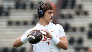 Texas v Mississippi State