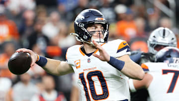 Denver Broncos v Las Vegas Raiders