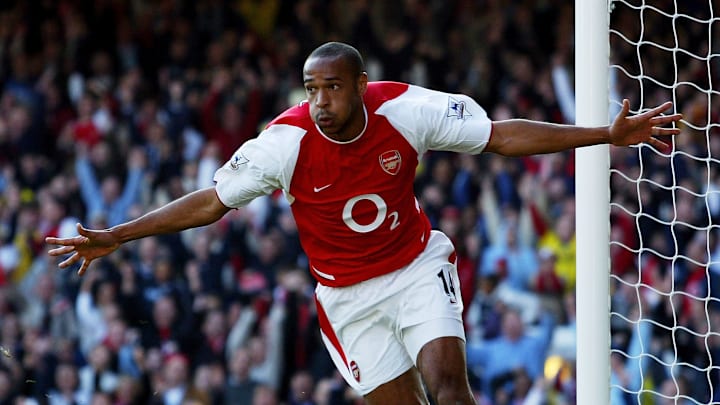Thierry Henry of Arsenal celebrates 