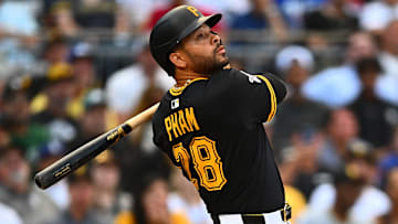 Los Angeles Dodgers v Pittsburgh Pirates
