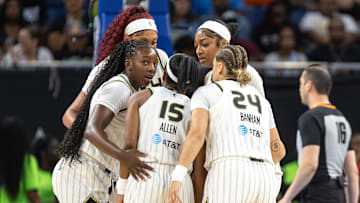 Washington Mystics v Chicago Sky