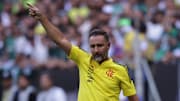 Vitor Pereira não vai contar com Santos no último jogo do Flamengo antes da estreia no Mundial de Clubes. 