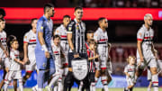 Santos venceu o rival São Paulo em pleno MorumBis