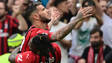Théo Hernandez avec Milan