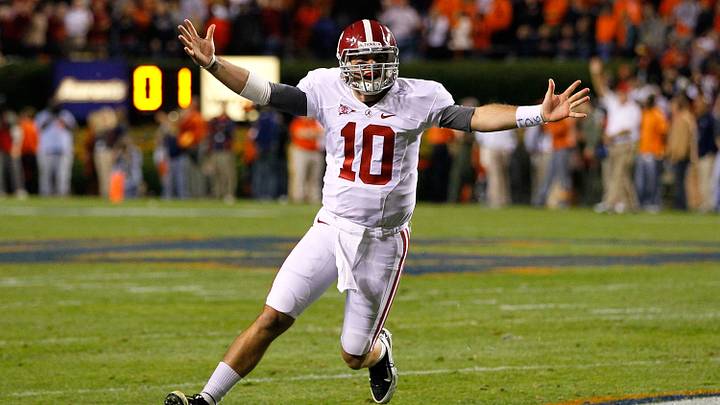 Alabama v Auburn