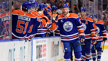 Pittsburgh Penguins v Edmonton Oilers