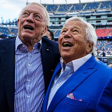 Oct 17, 2021; Foxborough, Massachusetts, USA; Dallas cowboys owner Jerry Jones and New England Patriots owner Robert Kraft meet before the start of the game at Gillette Stadium. Mandatory Credit: David Butler II-Imagn Images