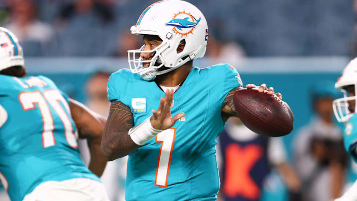 San Francisco 49ers v Miami Dolphins