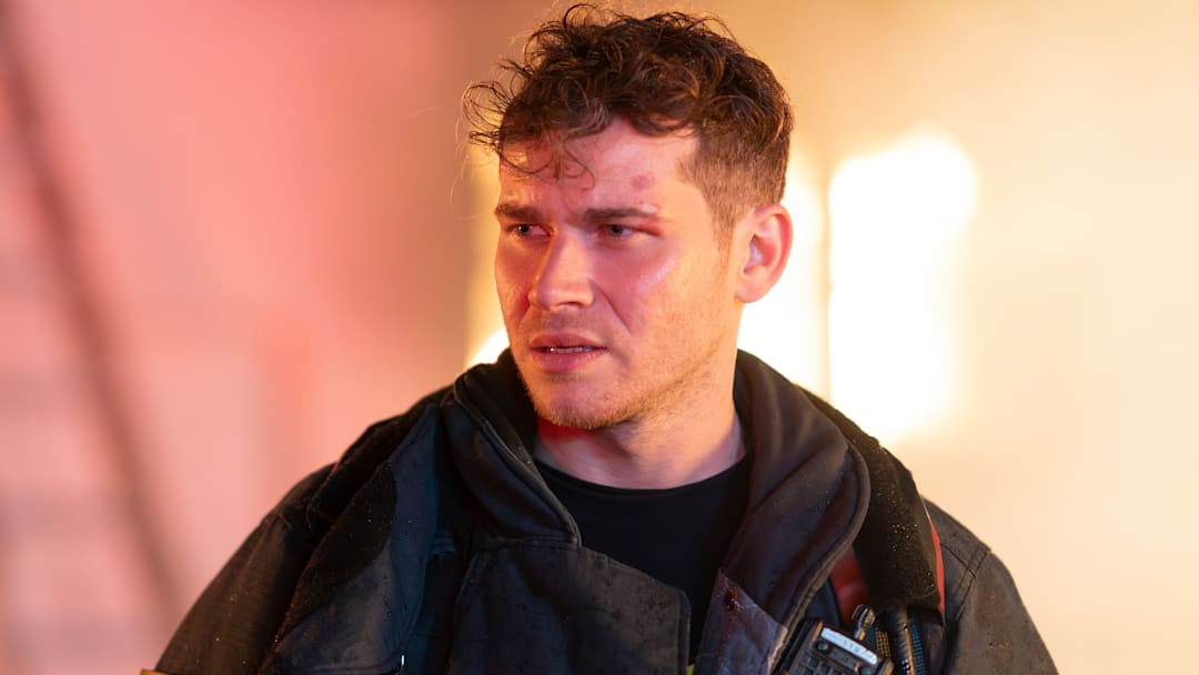 9-1-1 - ÒSob StoriesÓ - The 118 responds to a fire at a local animal shelter and races to evacuate all the animals. Meanwhile, Maddie takes a 9-1-1 call that sets her on a quest for answers. THURSDAY, MARCH 6 (8:00-9:00 p.m. EST), on ABC. (Disney/Christopher Willard)
OLIVER STARK