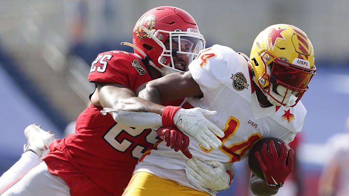 Stars receiver Diondre Overton runs after a catch in his team's win over the Generals in a USFL semifinal at Tom Benson Hall of Fame Stadium, Saturday, June 25, 2022.