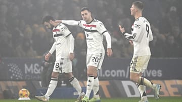 Manchester United enfrenta turbulência na temporada 2024/25