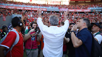 Abel Braga retornou ao Inter nas duas rodadas finais Abel Braga retornou ao Inter nas duas rodadas finais