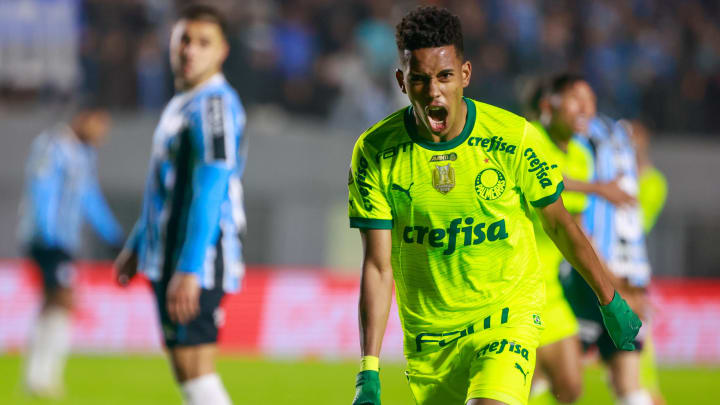 Estêvão em Grêmio 2 x 2 Palmeiras