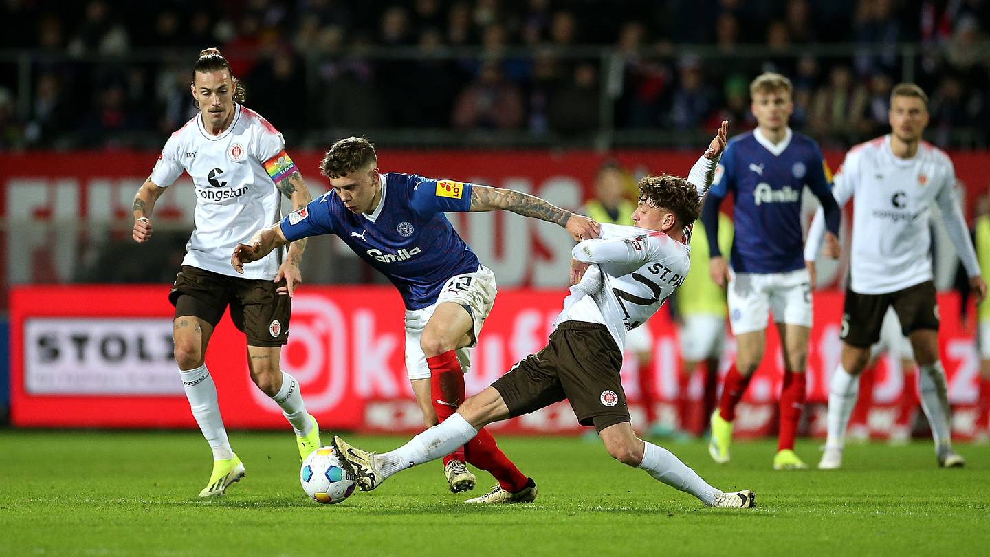 2 liga wer steigt auf