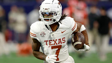 Isaiah Bond