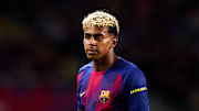 Lamine Yamal et le FC Barcelone affrontent Bradley Barcola et le PSG