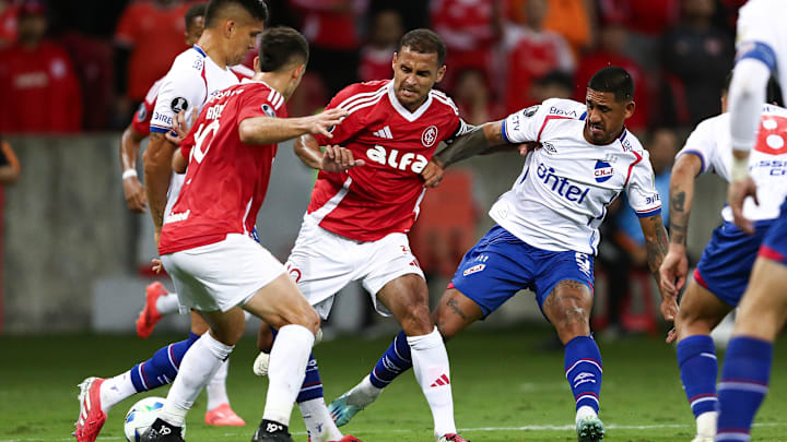 Partida é válida pela quinta rodada da fase de grupos da Libertadores Partida é válida pela quinta rodada da fase de grupos da Libertadores