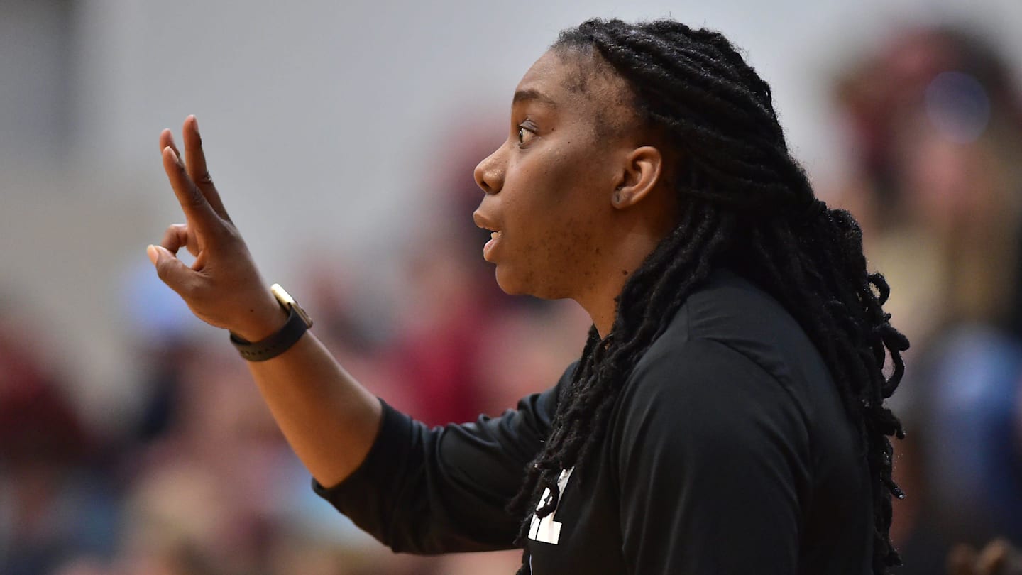 Vote: Who is the Florida Girls Basketball Class 4A Preseason Coach of the Year?