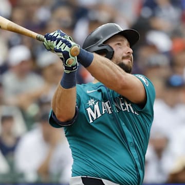 Cal Raleigh is the favorite to win the 2025 Home Run Derby.