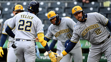 Milwaukee Brewers v Pittsburgh Pirates
