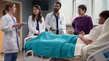 ADELAIDE KANE, NATALIE MORALES, ANTHONY HILL, BRIANA VENSKUS-VAZQUEZ, AND CALEB BAUMANN IN GREY'S ANATOMY SEASON 21