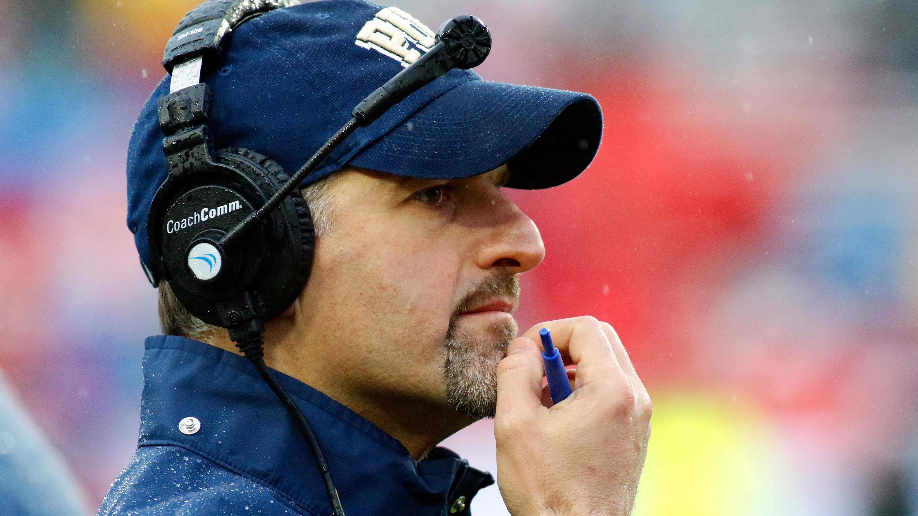 The Chicago Bears haven't given up on raiding the Notre Dame football team's staff