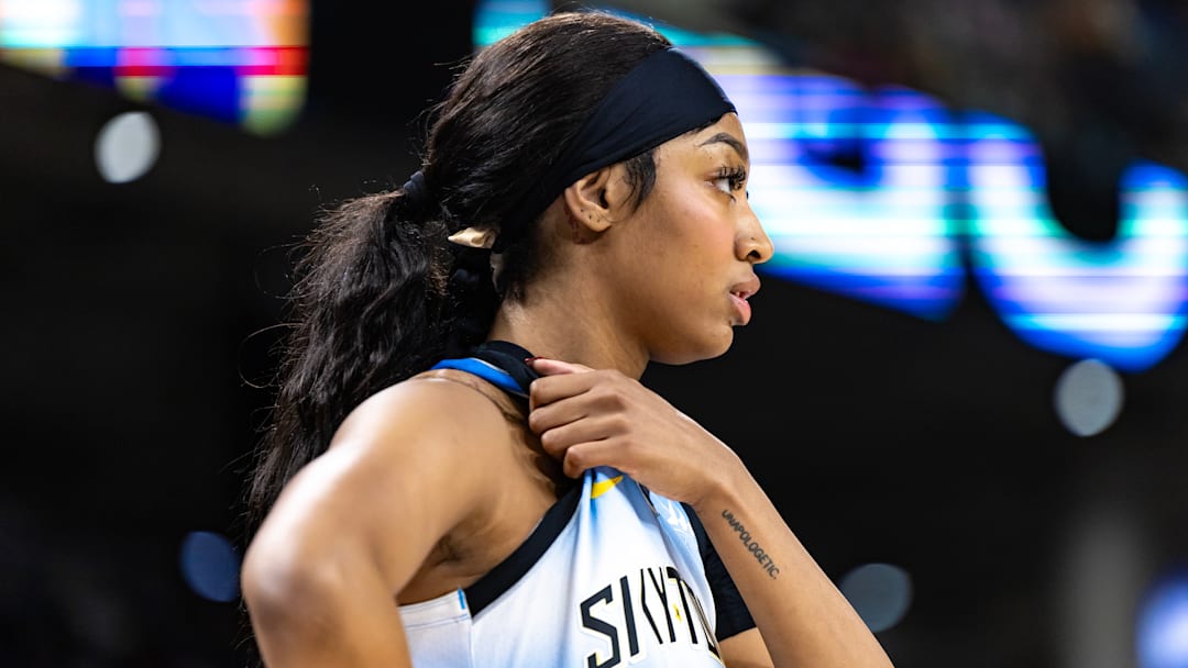 Los Angeles Sparks v Chicago Sky