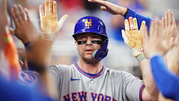 Sep 27, 2025; Miami, Florida, USA; New York Mets first baseman Pete Alonso (20) celebrates his solo home run against the Miami Marlins in the third inning at loanDepot Park. Mandatory Credit: Jim Rassol-Imagn Images