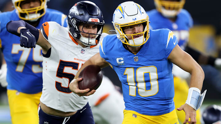 Denver Broncos v Los Angeles Chargers