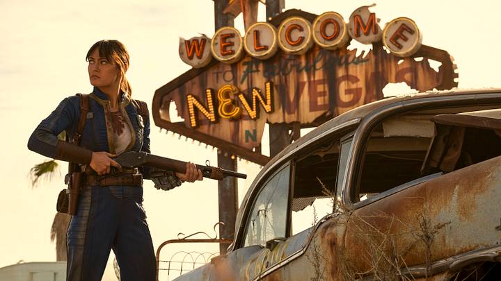 Ella Purnell (Lucy MacLean) in FALLOUT SEASON 2
