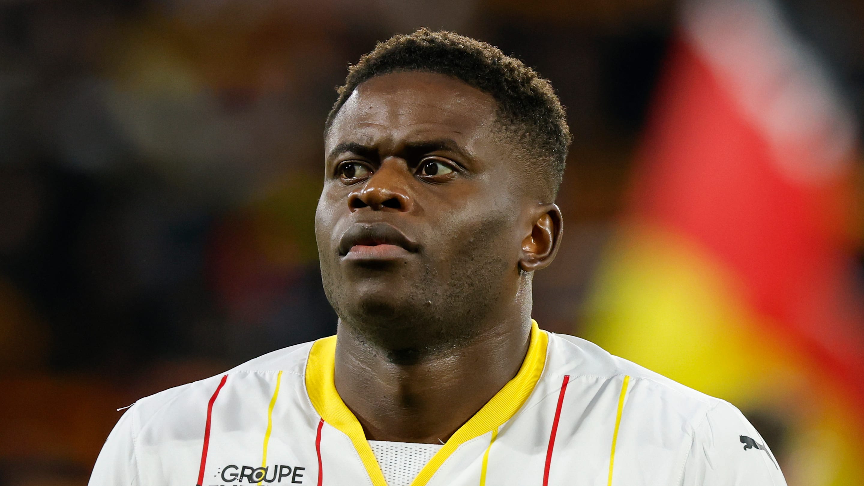 RC Lens : Pierre Dréossi se confie sur l'avenir de Brice Samba et d'Abdukodir Khusanov